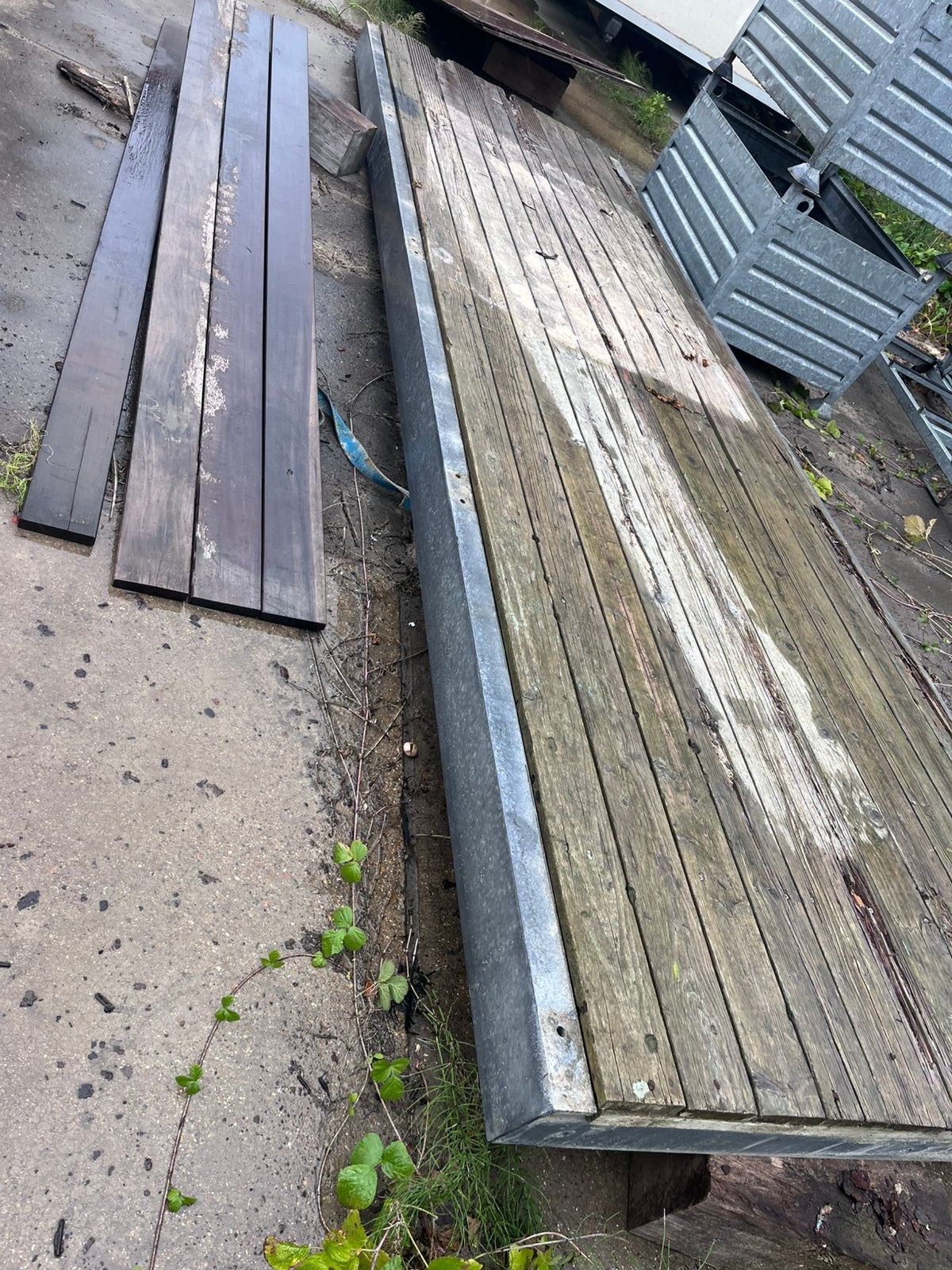 Loopbrug, Ophalen, Zo goed als nieuw, Hout