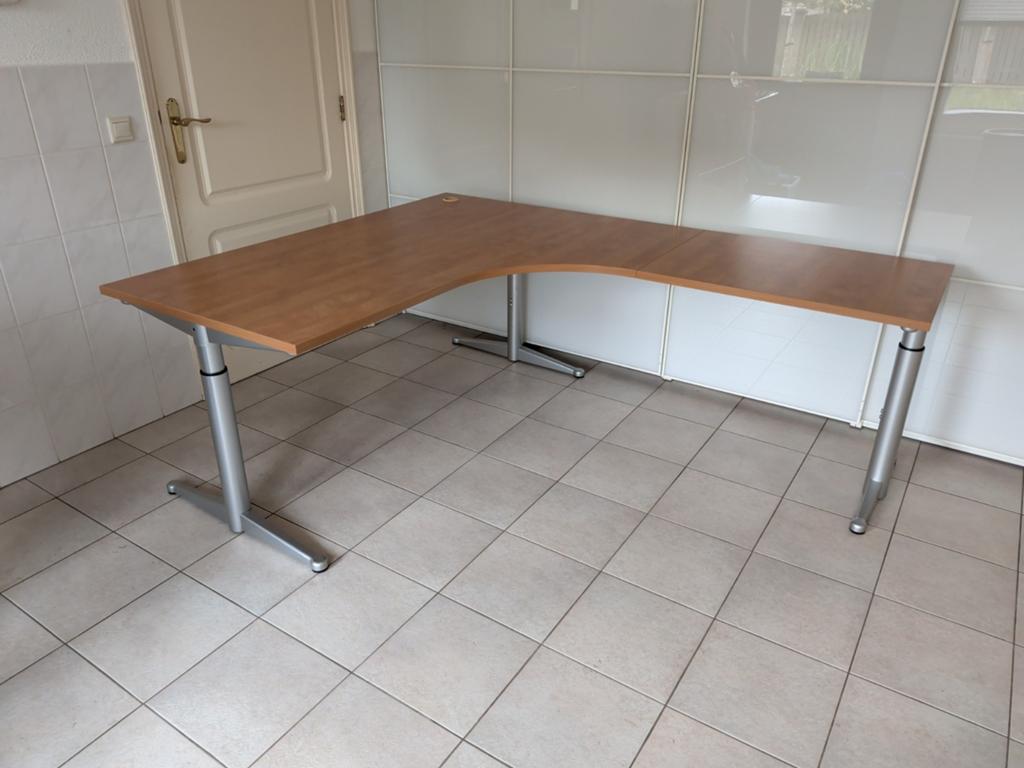 Verstelbaar bureau hoekburo, Huis en Inrichting, Bureaus, Ophalen, Zo goed als nieuw