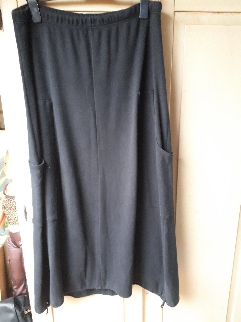 zwarte rok, Rimini, maat 2xl, Kleding | Dames, Verzenden, Maat 46/48 (XL) of groter, Zo goed als nieuw, Onder de knie