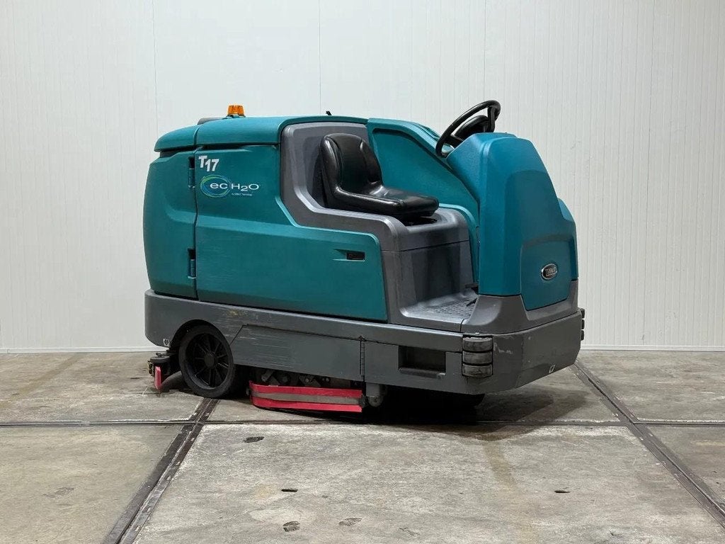 Tennant T17 cilindrische schrobmachine 1946uur HL1008, Zakelijke goederen