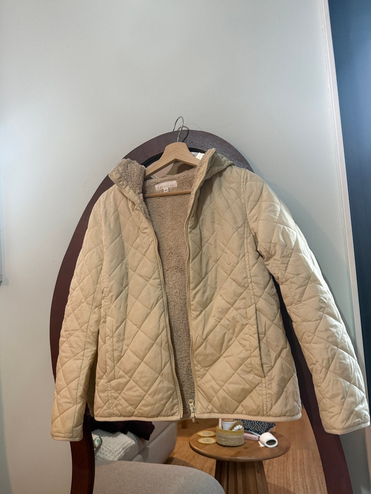 Uniqlo Pufferjack met fleece voering - Maat S, Ophalen of Verzenden, Zo goed als nieuw, Maat 36 (S), Beige