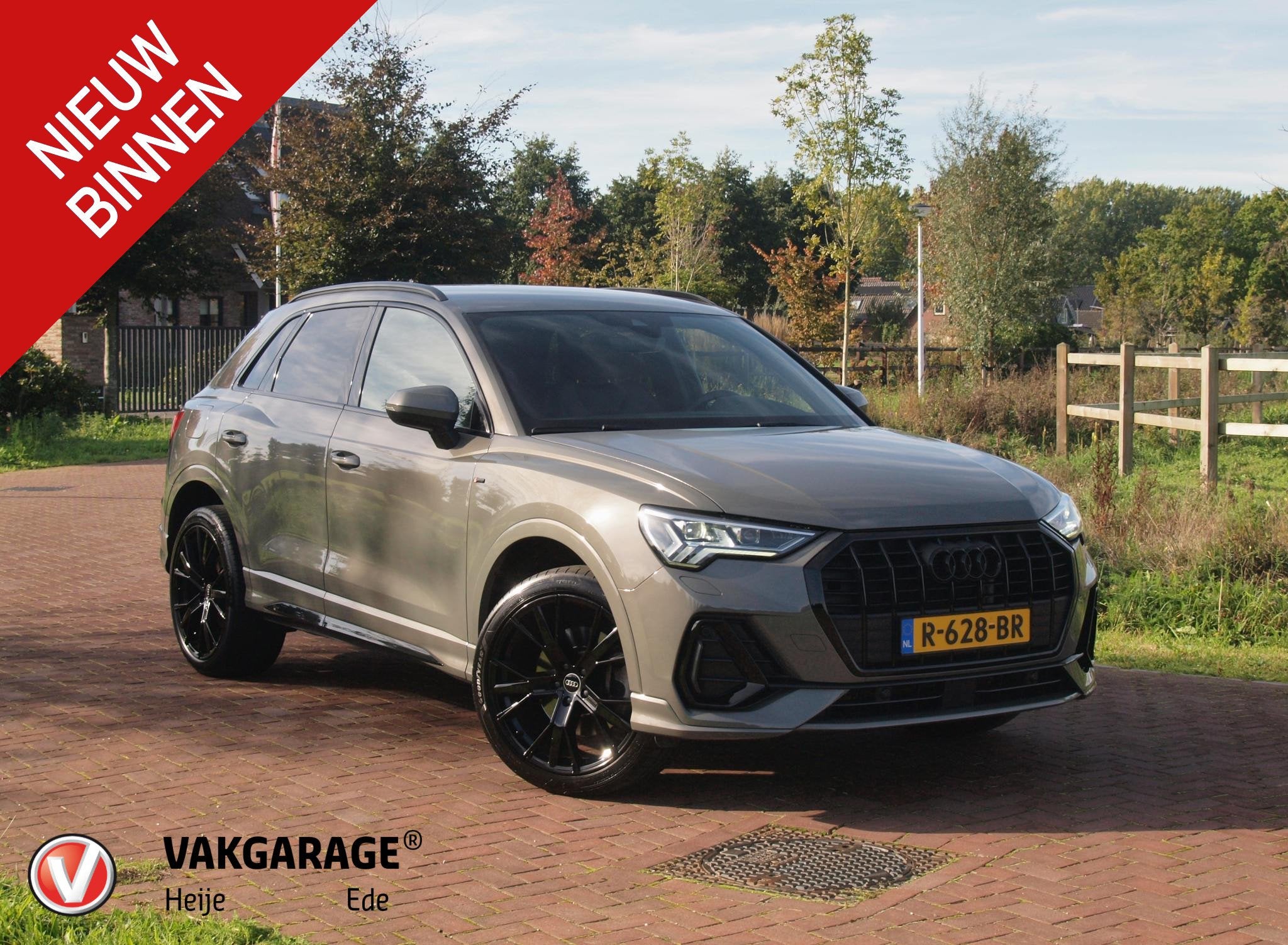 Audi Q3 45 TFSI e S edition | S-Line | Sonos Geluidinstallat, Auto's, Dealer onderhouden, Gebruikt, Leder en Stof, Adaptive Cruise Control
