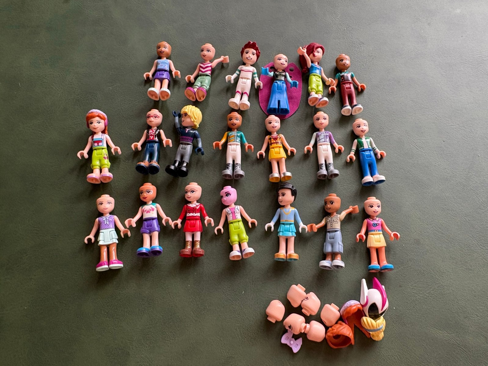 Partij lego friends poppetjes, Lego, Lego, Verzenden, Zo goed als nieuw