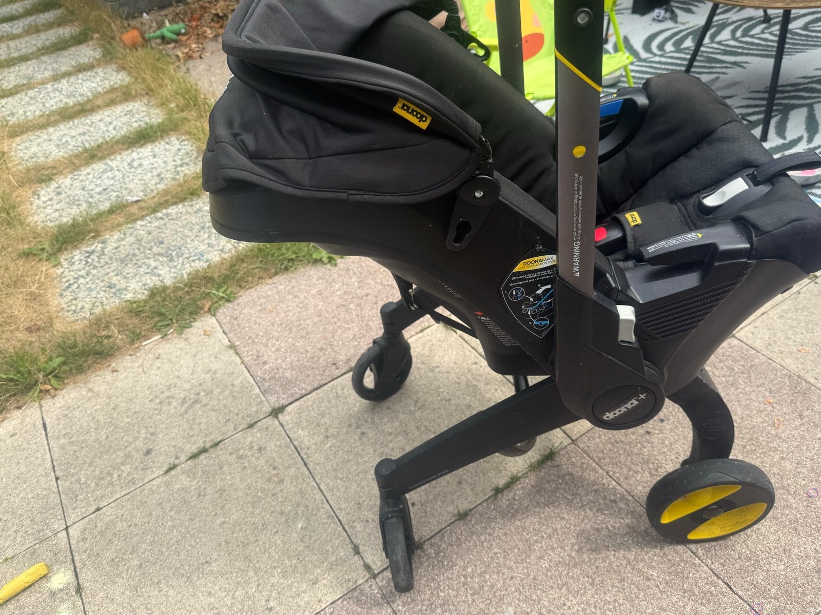 Doona kinderwagen en autostoeltje in één, Overige merken, Ophalen of Verzenden, 0 t/m 13 kg, Gebruikt