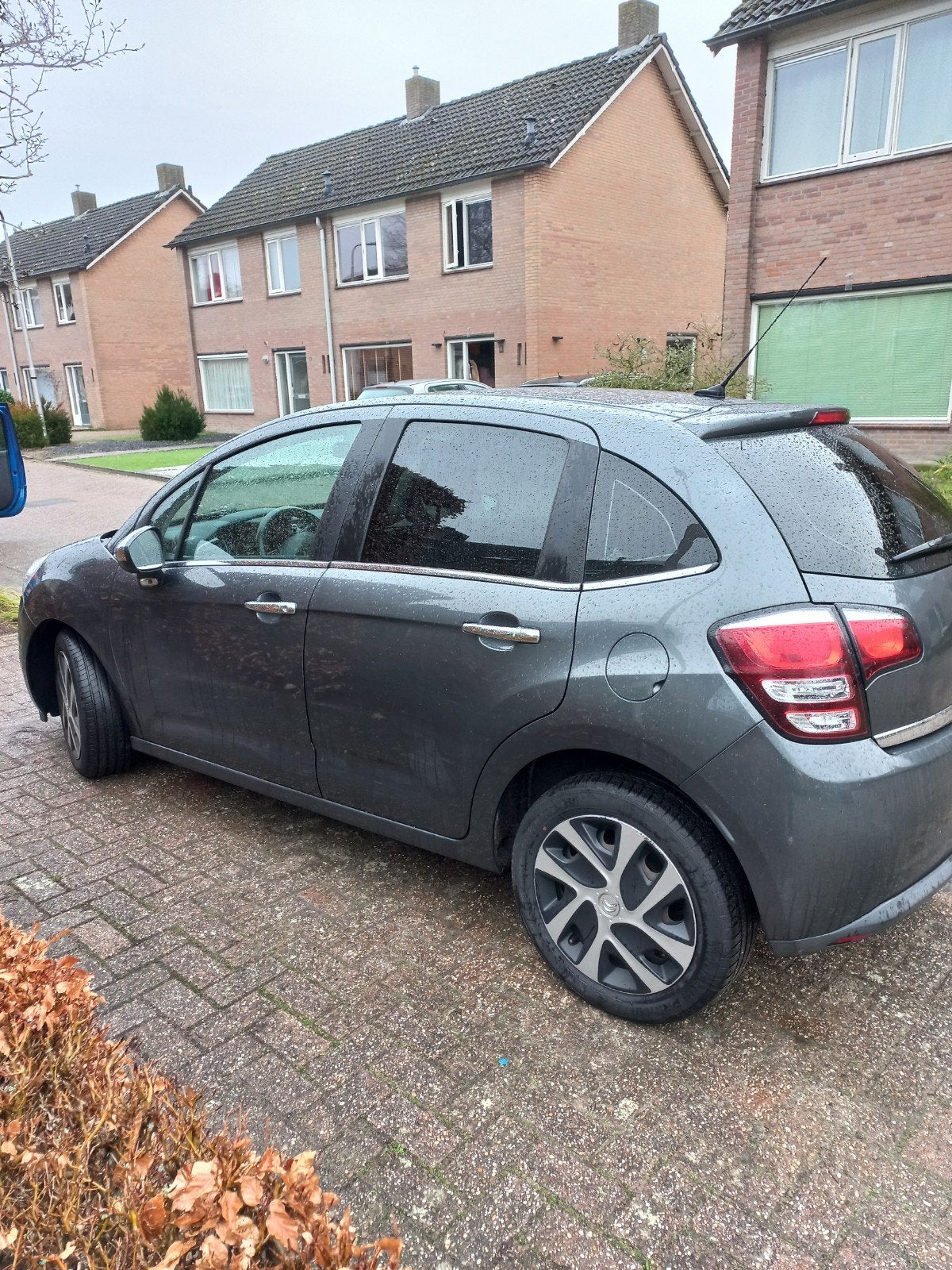 Citroën C3 1.2 Puretech 82pk 2015 Grijs, Auto's, Voorwielaandrijving, 31 €/maand, 1199 cc, 23 km/l