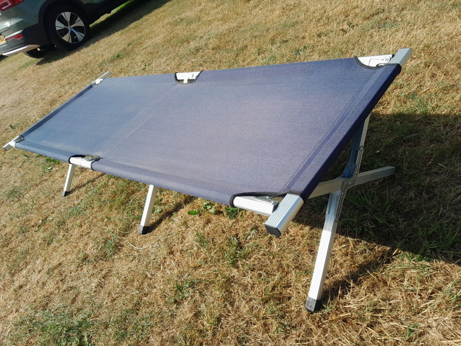 campingbed, vouwbed, veldbed, opvouwbare stretcher, Caravans en Kamperen, Ophalen of Verzenden, Zo goed als nieuw, Overige