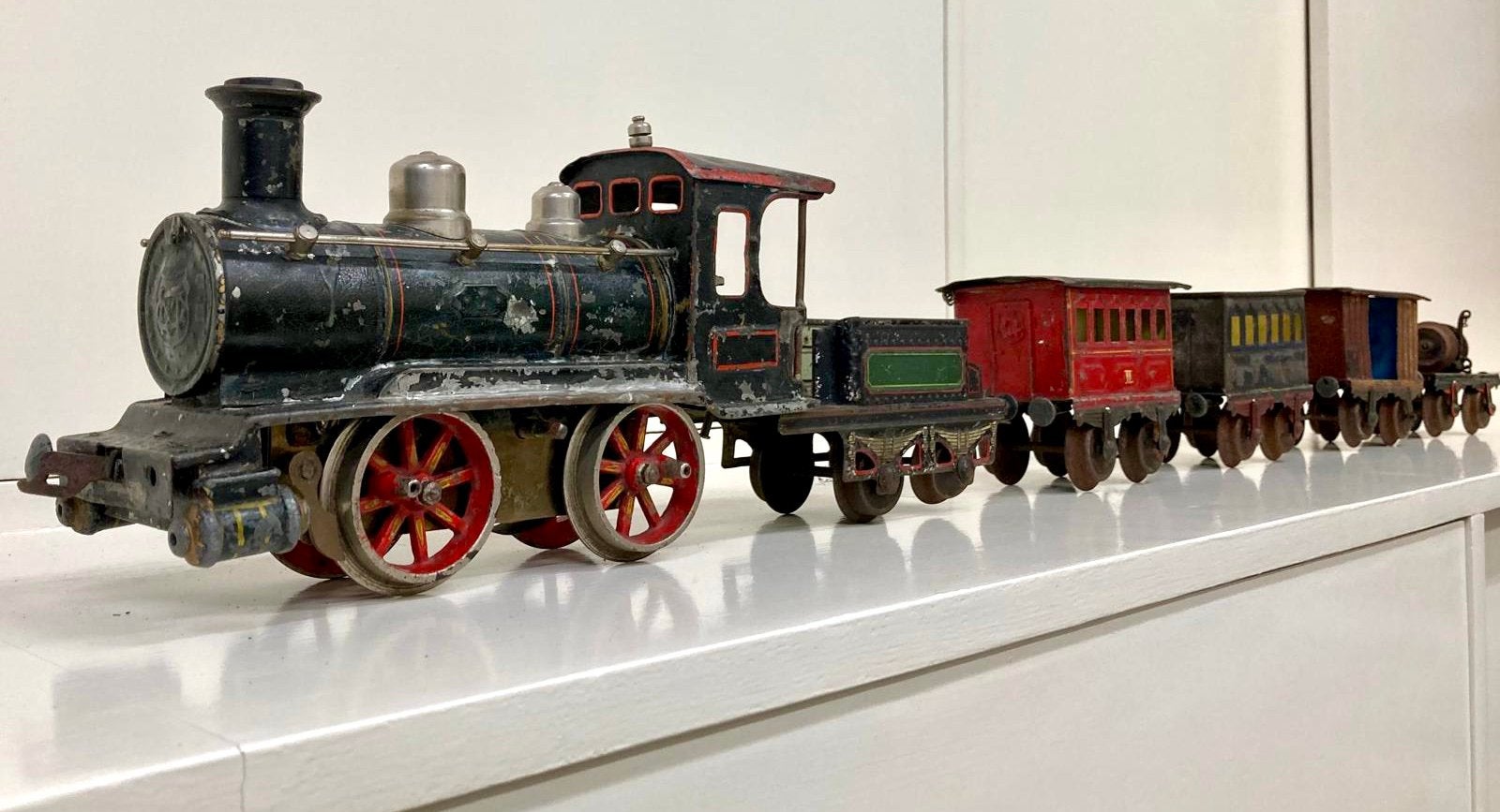 ‼️Antieke Märklin locomotief met tender en wagons, Ophalen of Verzenden