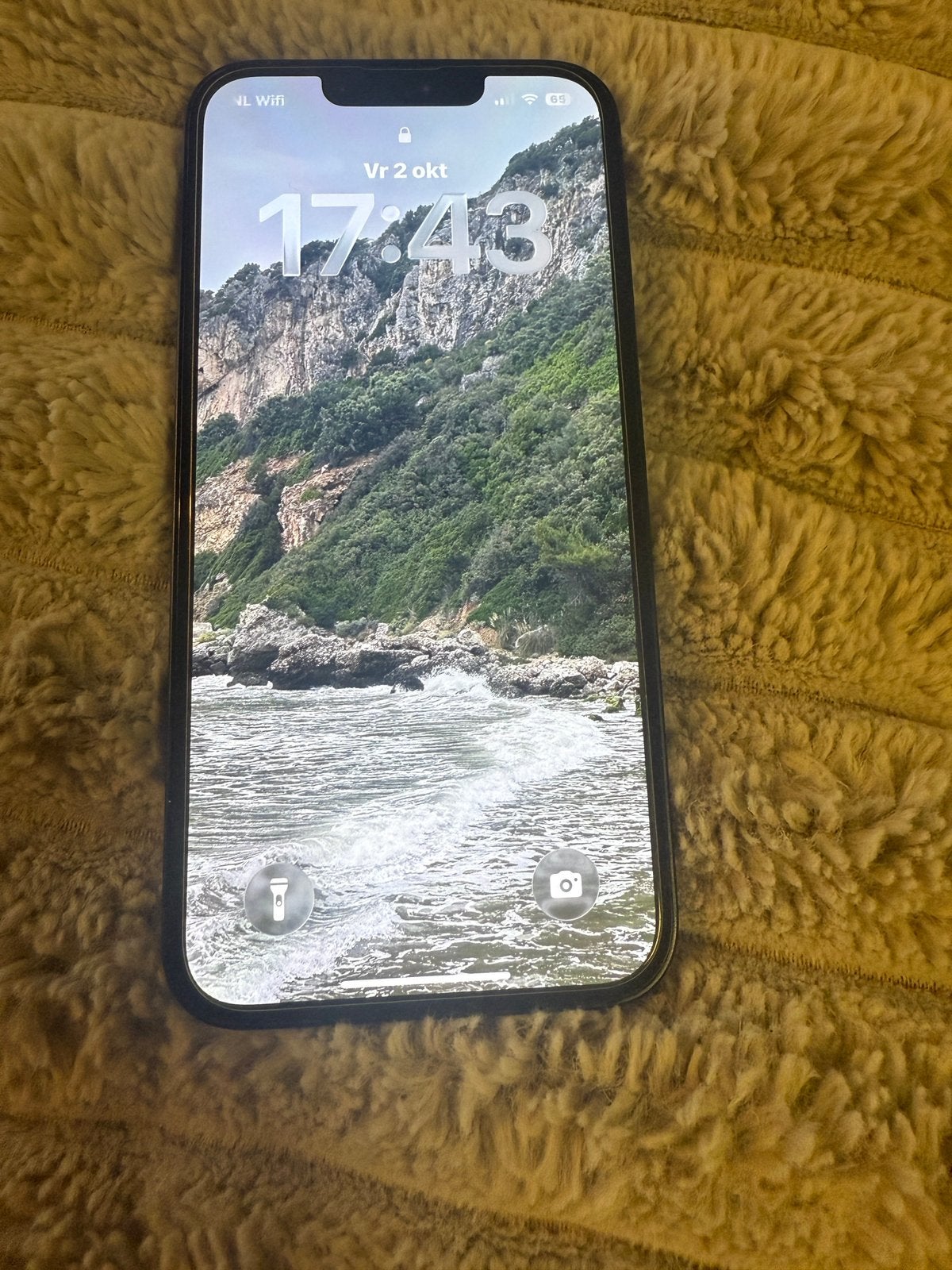 iPhone 14