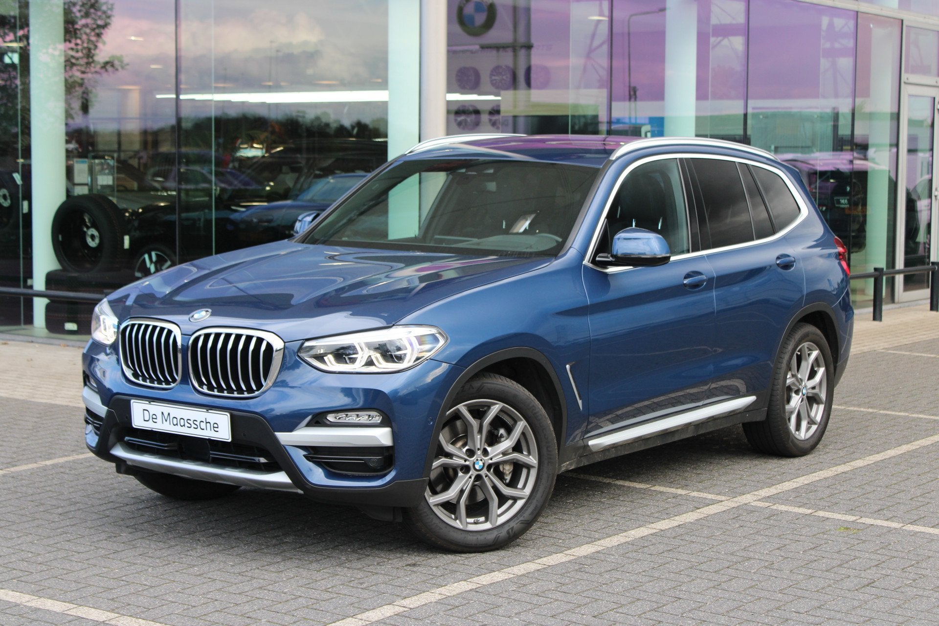 BMW X3 xDrive30i xLine Automaat / Trekhaak / Panoramadak / S, Auto's, Gebruikt, Blauw, Bedrijf, Vierwielaandrijving