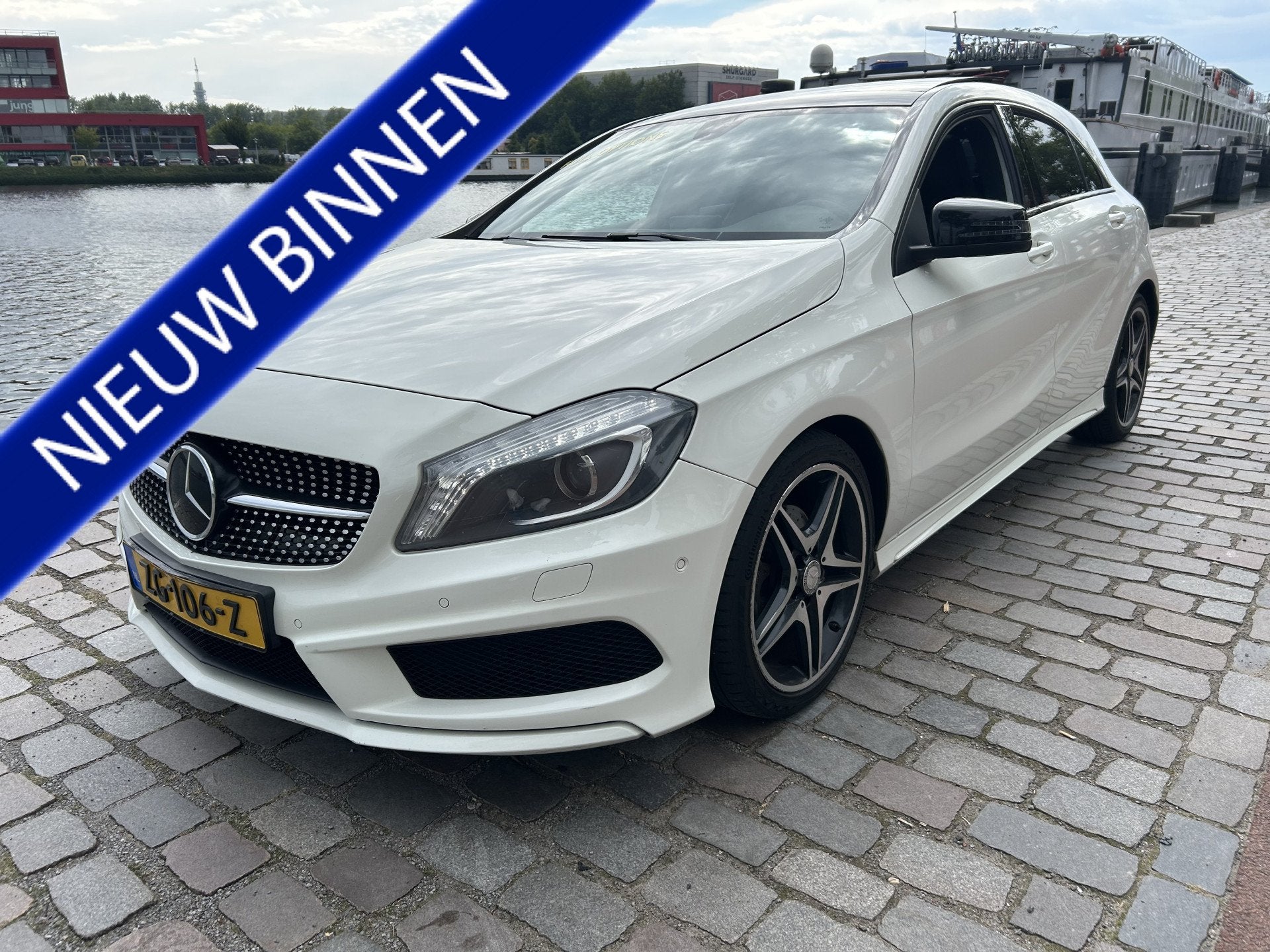 Mercedes-Benz A-Klasse 200 Prestige AMG Pakket Panodak navi/, Auto's, Gebruikt, Wit, 1595 cc, Bedrijf