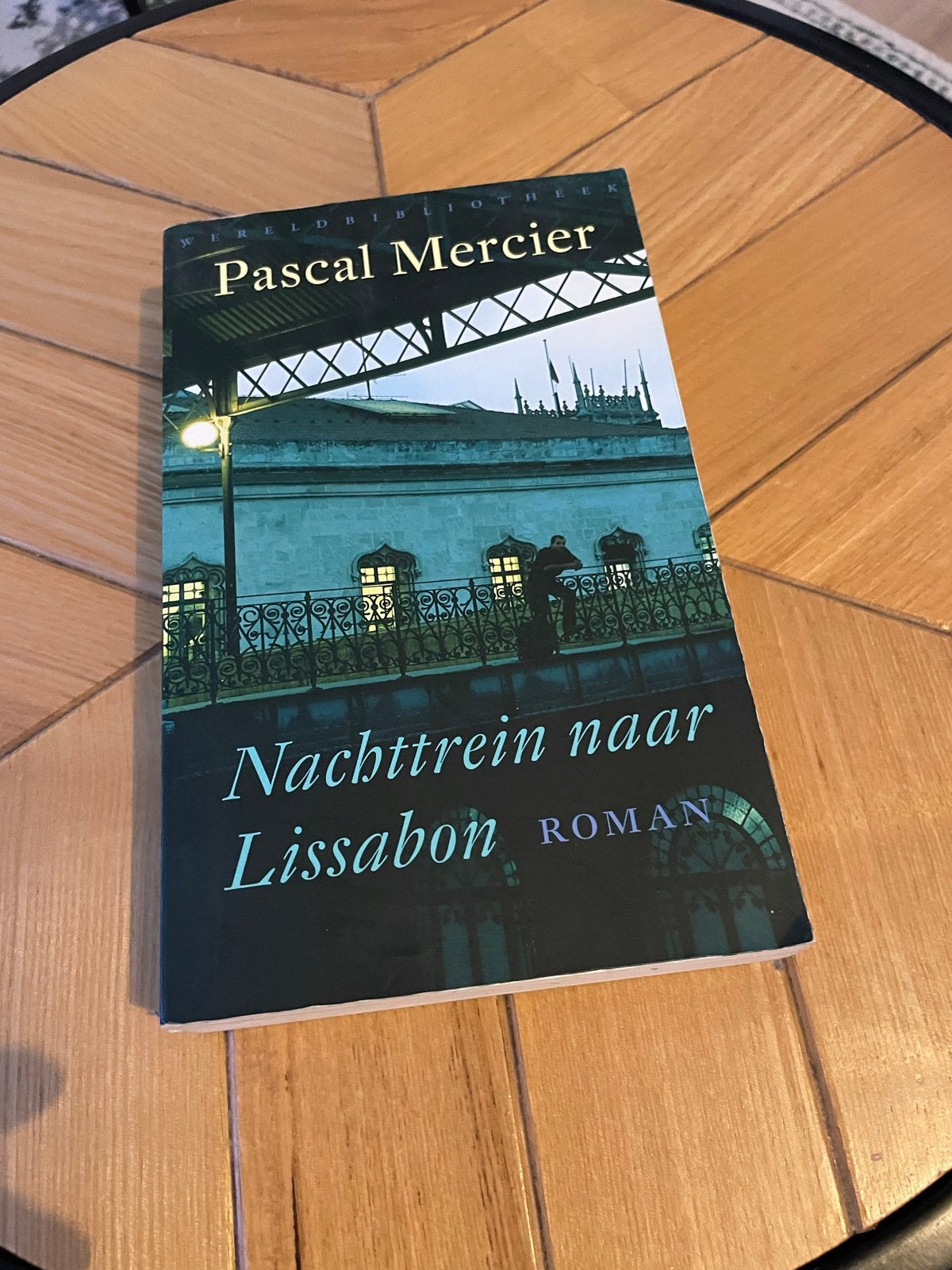 Nachttrein naar Lissabon - Pascal Mercier (Roman), Ophalen of Verzenden, Gelezen, Europa overig