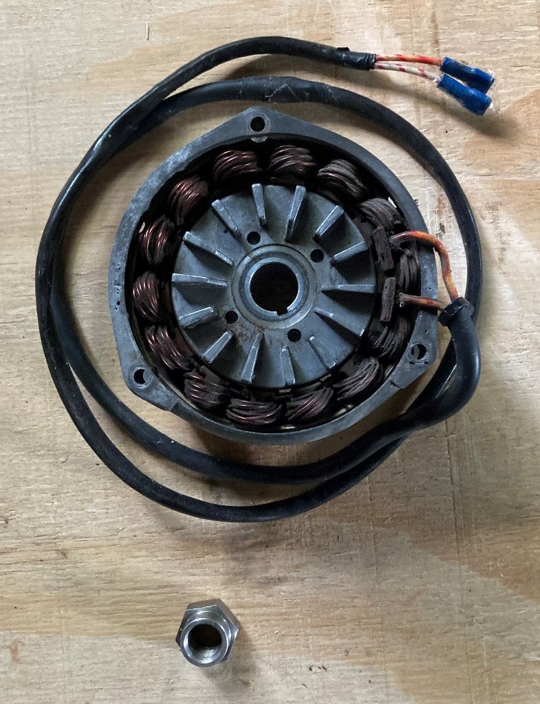 Moto Guzzi generator (wisselspanningsdynamo), Ophalen of Verzenden, Gebruikt