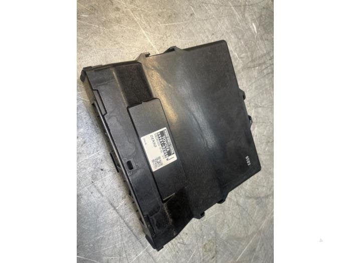Computer hybride accu van een Toyota Auris, Gebruikt, -, -, Ophalen of Verzenden