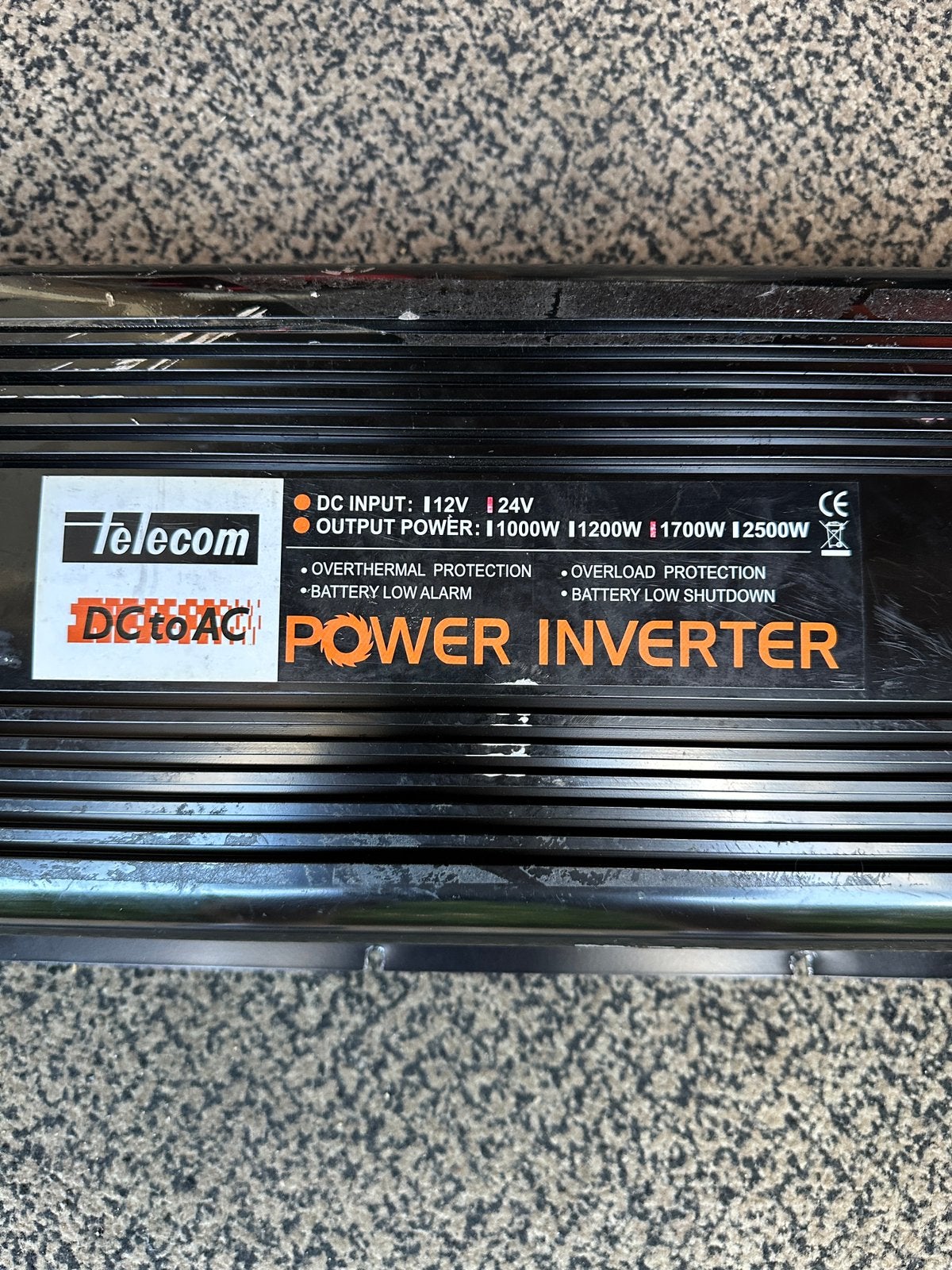 Omvormer Inverter 24 volt 1700 watt, Auto diversen, Ophalen, Gebruikt