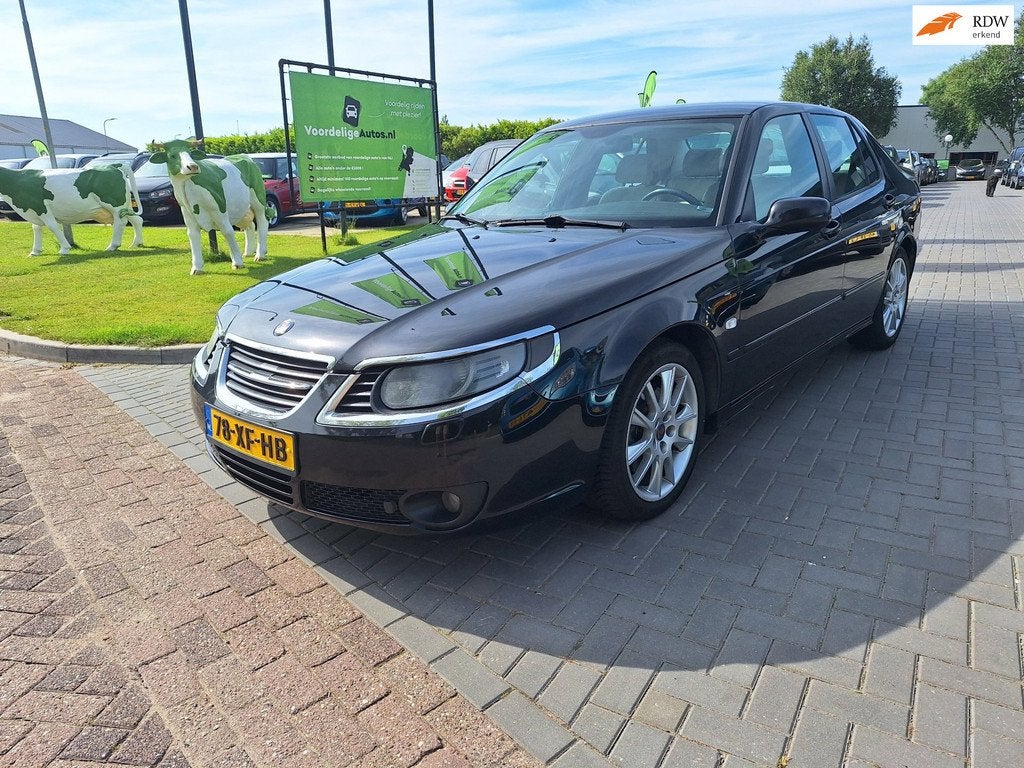 Saab 9-5 2.3t Vector / Goed verzorgde auto / Nieuwe APK bij, Auto's, 4 cilinders, 2290 cc, Zwart, Bedrijf