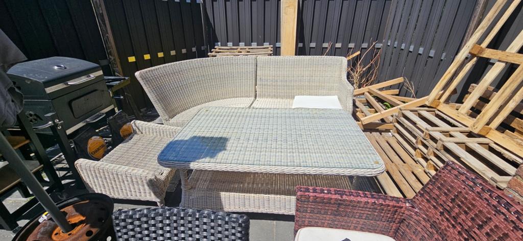 4 Seasons Outdoor Wicker Loungeset met Tafel en Hocker, Ophalen, 4 zitplaatsen, Gebruikt, Bank