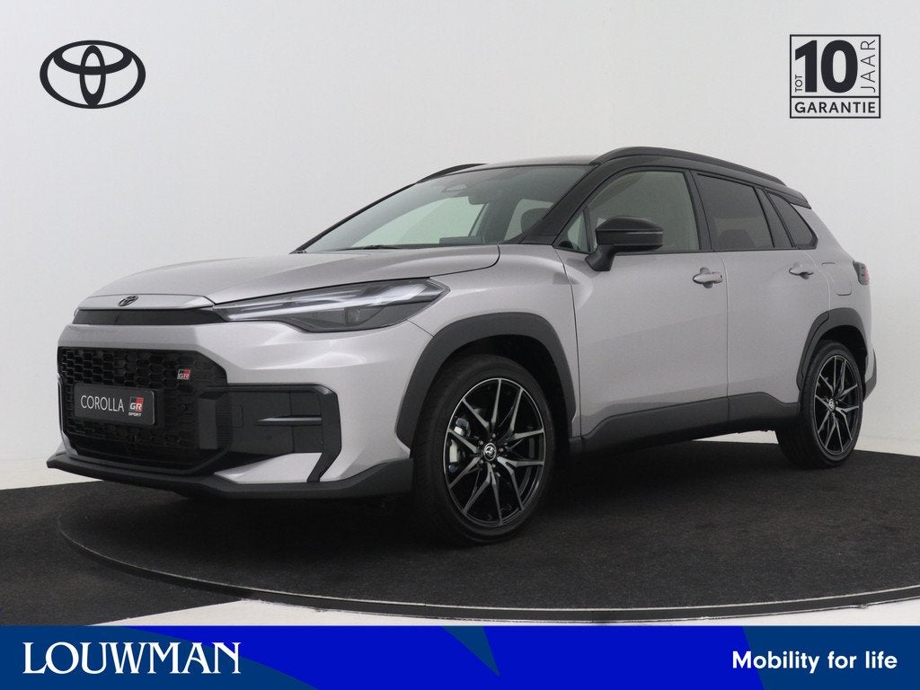 Toyota Corolla Cross Hybrid 180 GR Sport | LEVERBAAR VANAF D, Auto's, Toyota, 12 maanden, 1440 kg, Zwart, 4 cilinders