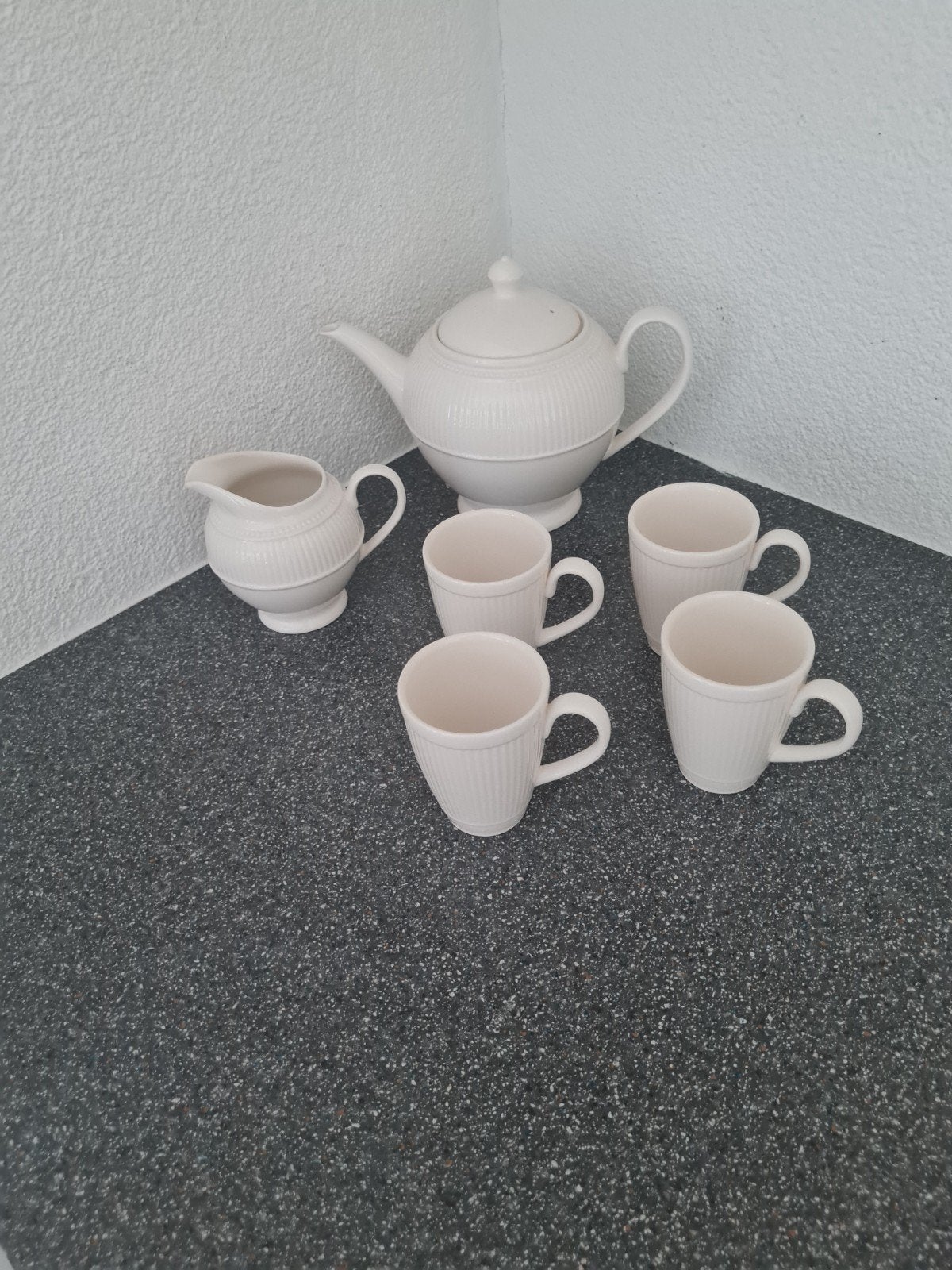 Wedgwood windsor, theepot , melkkannetje, 4 x senseo kopje, Overige typen, Ophalen of Verzenden, Zo goed als nieuw, Overige stijlen