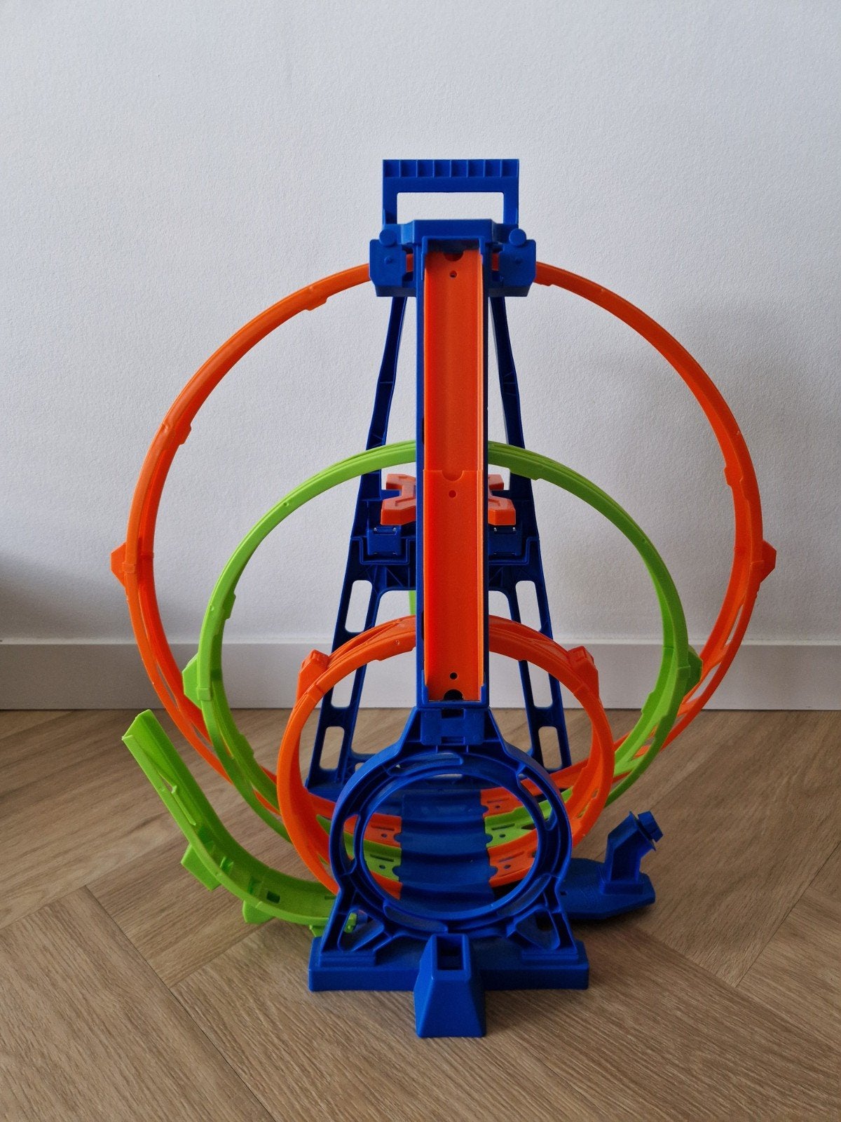 Hot Wheels drie dubbele loopings, Kinderen en Baby's, Speelgoed | Racebanen, Ophalen