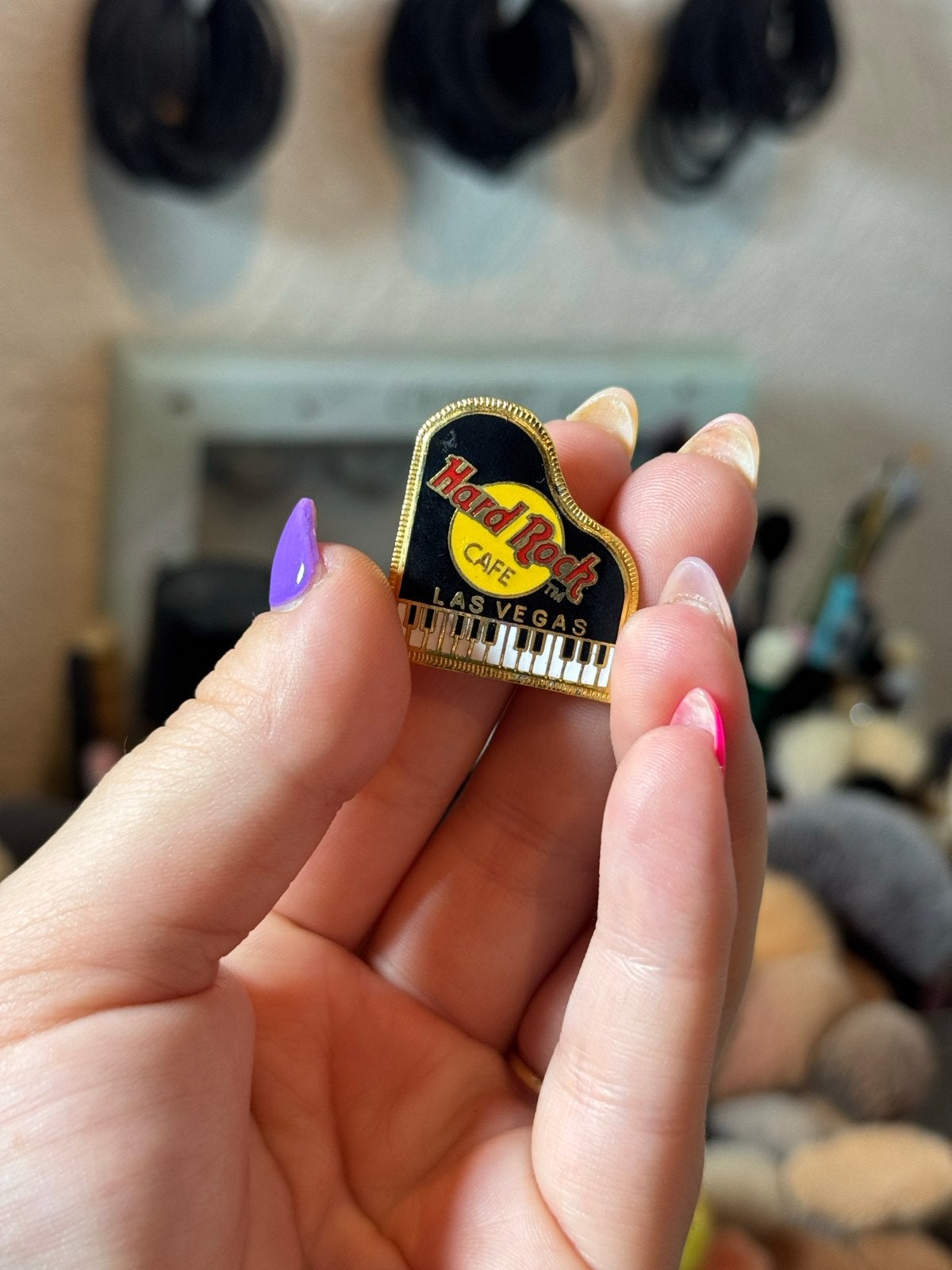 Hard Rock Cafe Las Vegas Piano Speldje/Pin, Verzamelen, Ophalen of Verzenden, Zo goed als nieuw, Overige onderwerpen, Speldje of Pin