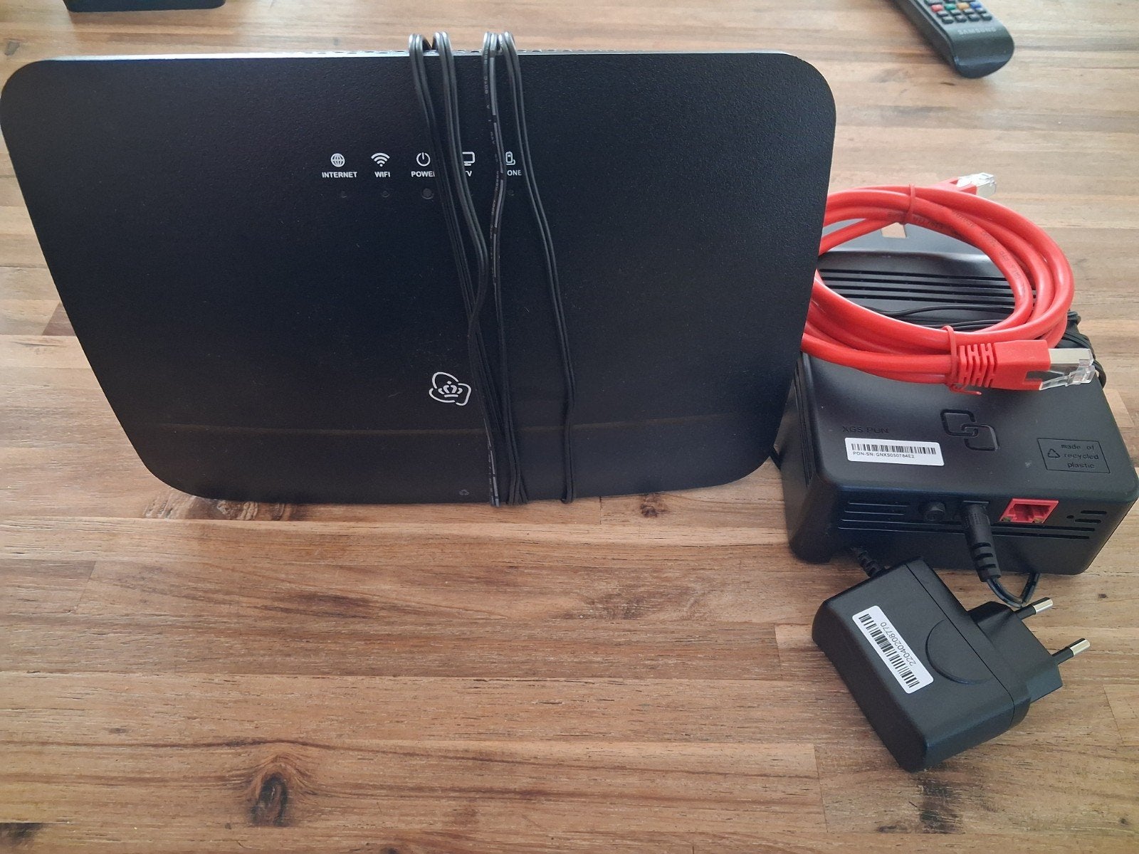KPN Box 12 modem met glasvezelmodem, Computers en Software, Ophalen of Verzenden