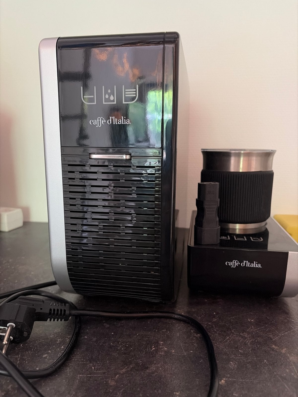 Caffè d'Italia Magica & Mago - Zo goed als nieuw, Espresso apparaat, Ophalen of Verzenden, Zo goed als nieuw, 2 tot 4 kopjes