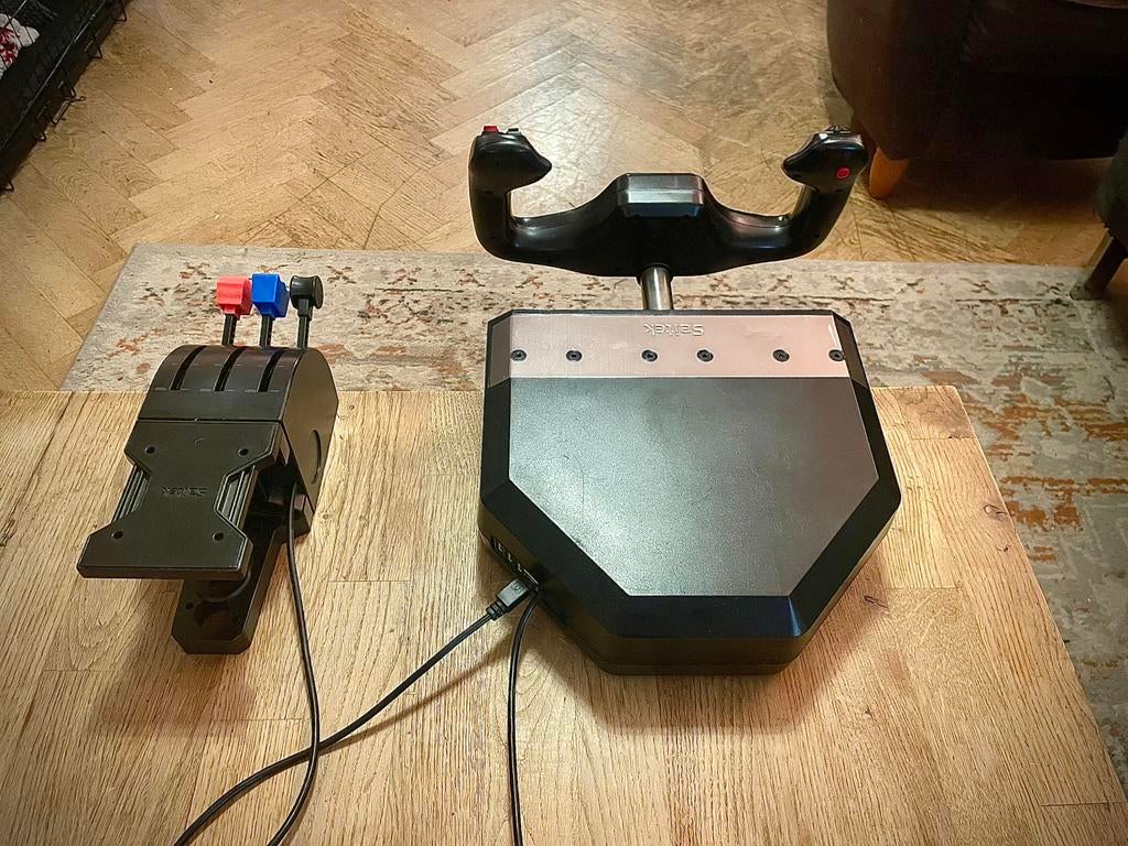 Saitek Pro Yoke + Throttle Quadrant, Computers en Software, Joysticks, Ophalen, Zo goed als nieuw