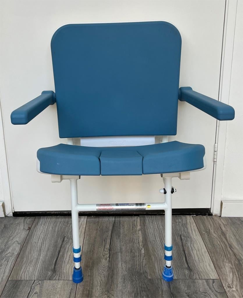Douchestoel Duo Deluxe ZGAN, Ophalen, Minder dan 50 cm, Overige typen, Zo goed als nieuw
