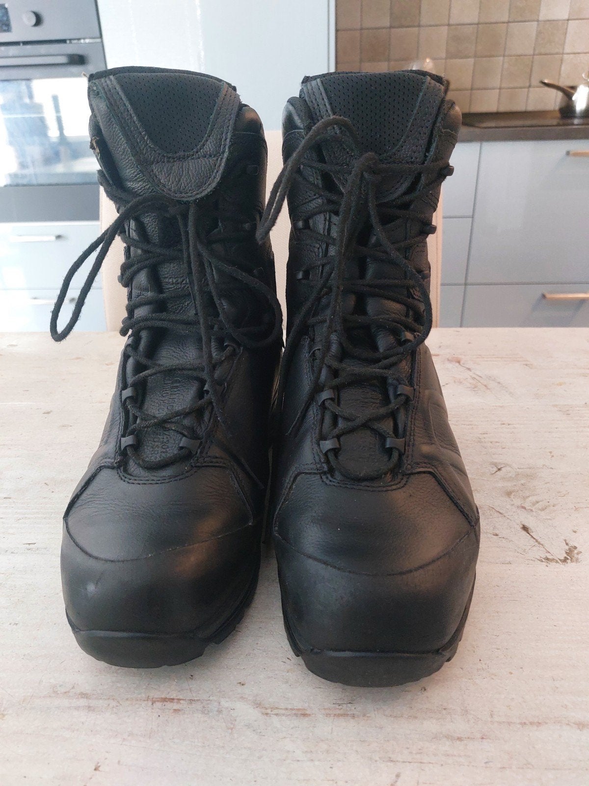 Zwarte Haix werkschoenen/boots, maat 44, Ophalen of Verzenden, Werkschoenen, Gedragen, Zwart