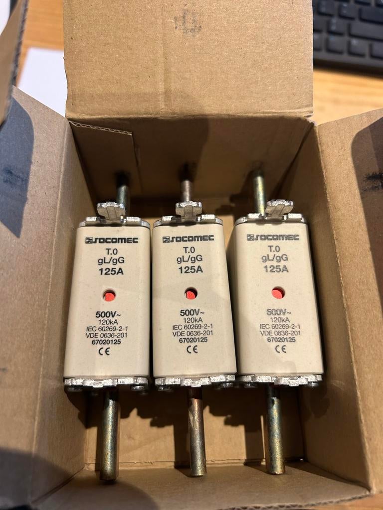 SOCOMEC FUSIBLE HPC TAILLE 0 gG 125A 500V (3 stuks), Ophalen, Nieuw, Overige typen