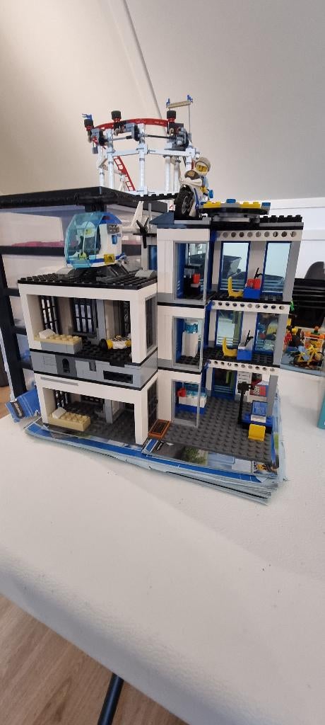 60141 LEGO Politiebureau, Kinderen en Baby's, City, Lego, Ophalen of Verzenden, Complete set