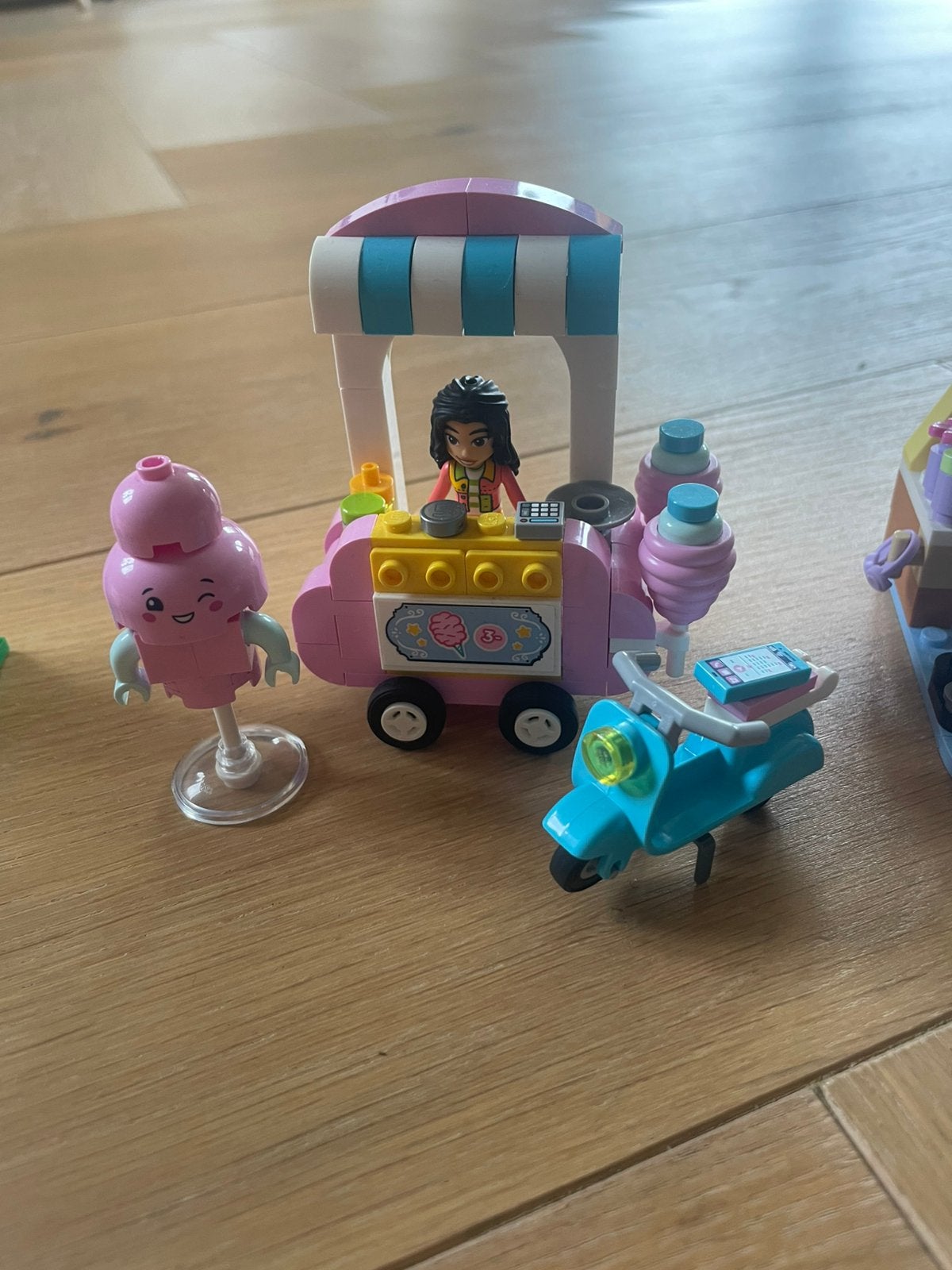 Lego Friends suikerspin kraampje met minifiguur, Ophalen of Verzenden, Zo goed als nieuw, Overige merken