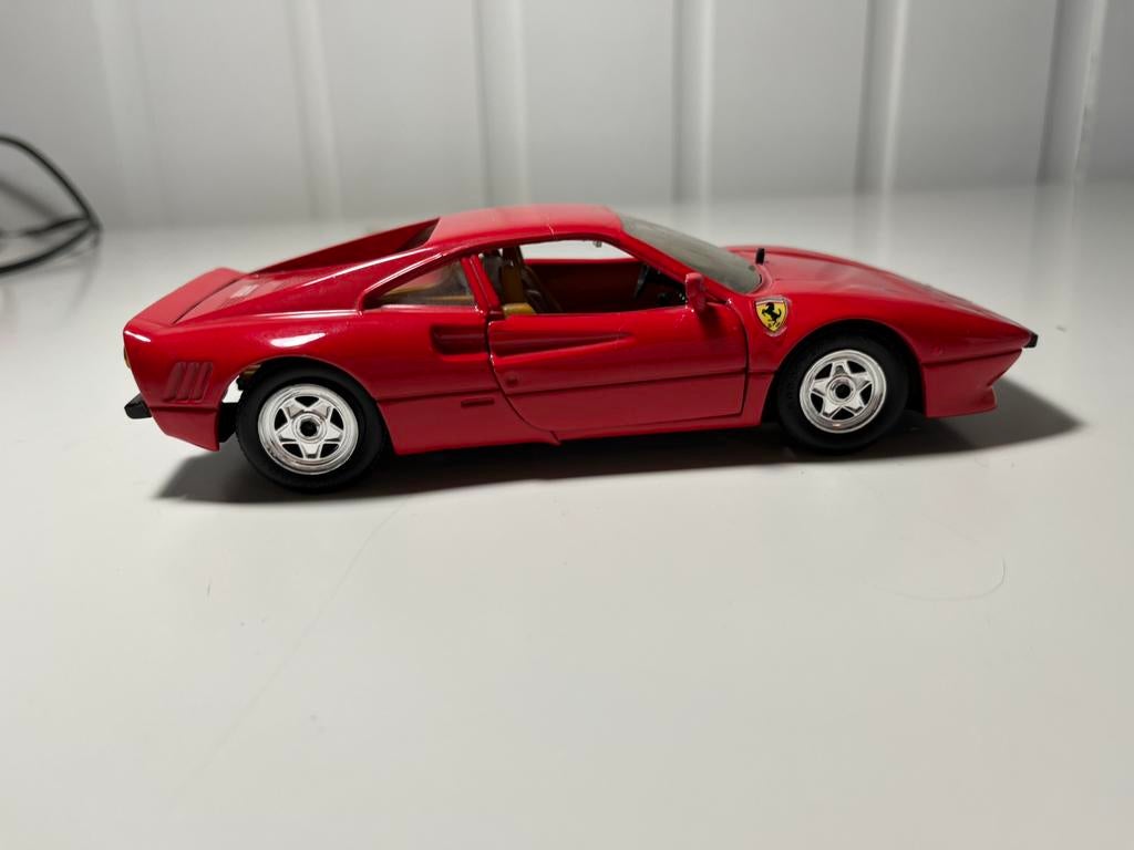 Modelauto Ferrari 288 GTO 1984 schaal 1:24, Ophalen of Verzenden, Gebruikt, Auto, Revell