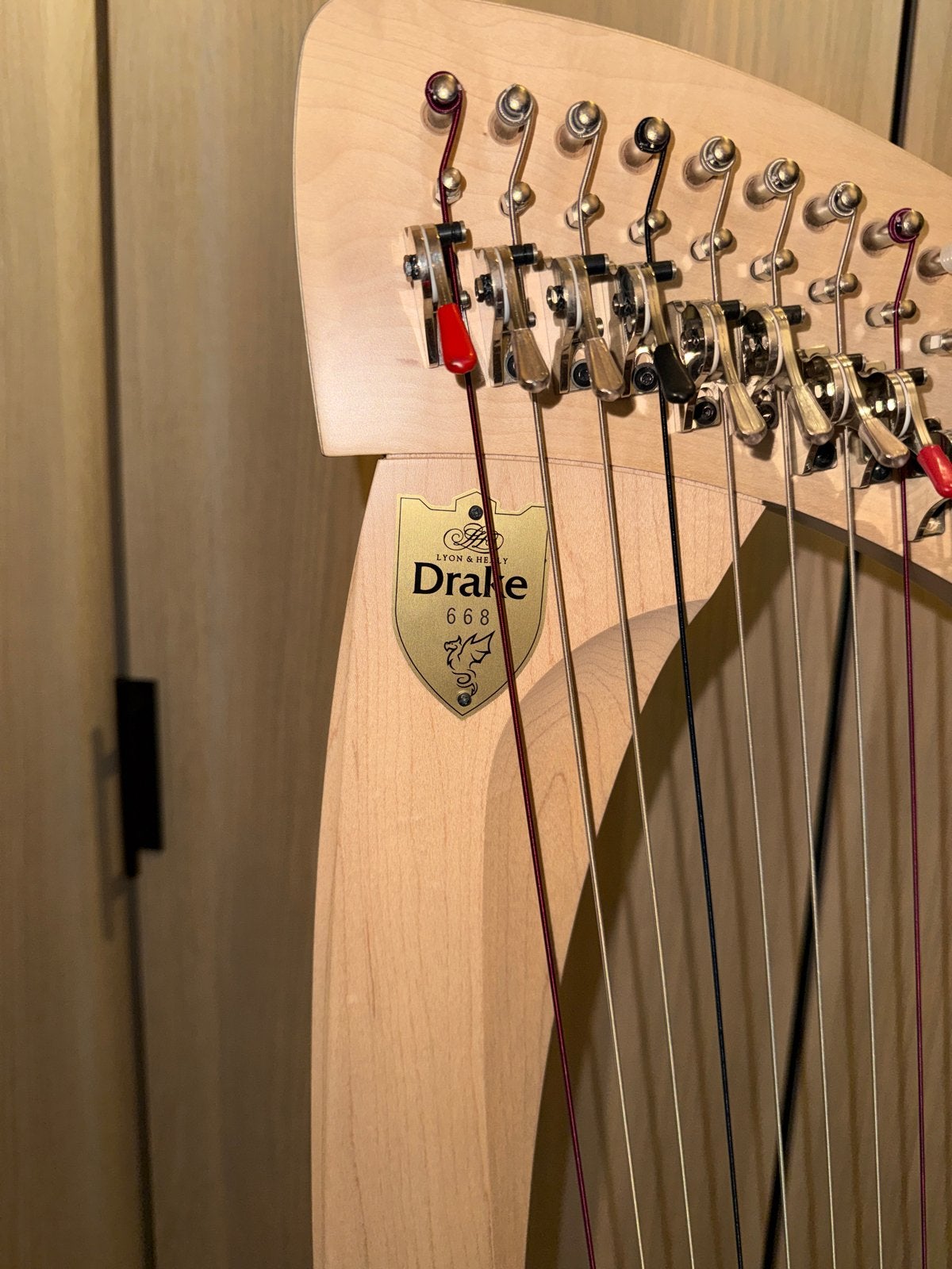 Harp Drake Lyon Healy, Ophalen, Gebruikt