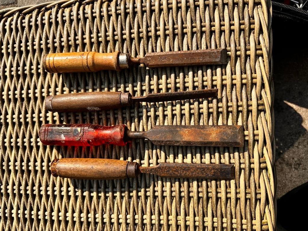 Set van 4 vintage houtbeitels, Doe-het-zelf en Verbouw, Gereedschap | Handgereedschap, Ophalen of Verzenden, Zo goed als nieuw