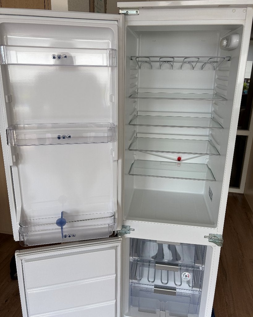 Whirlpool inbouw koelkast ART 486/A+/5, Ophalen, Gebruikt, 200 liter of meer, Met aparte vriezer