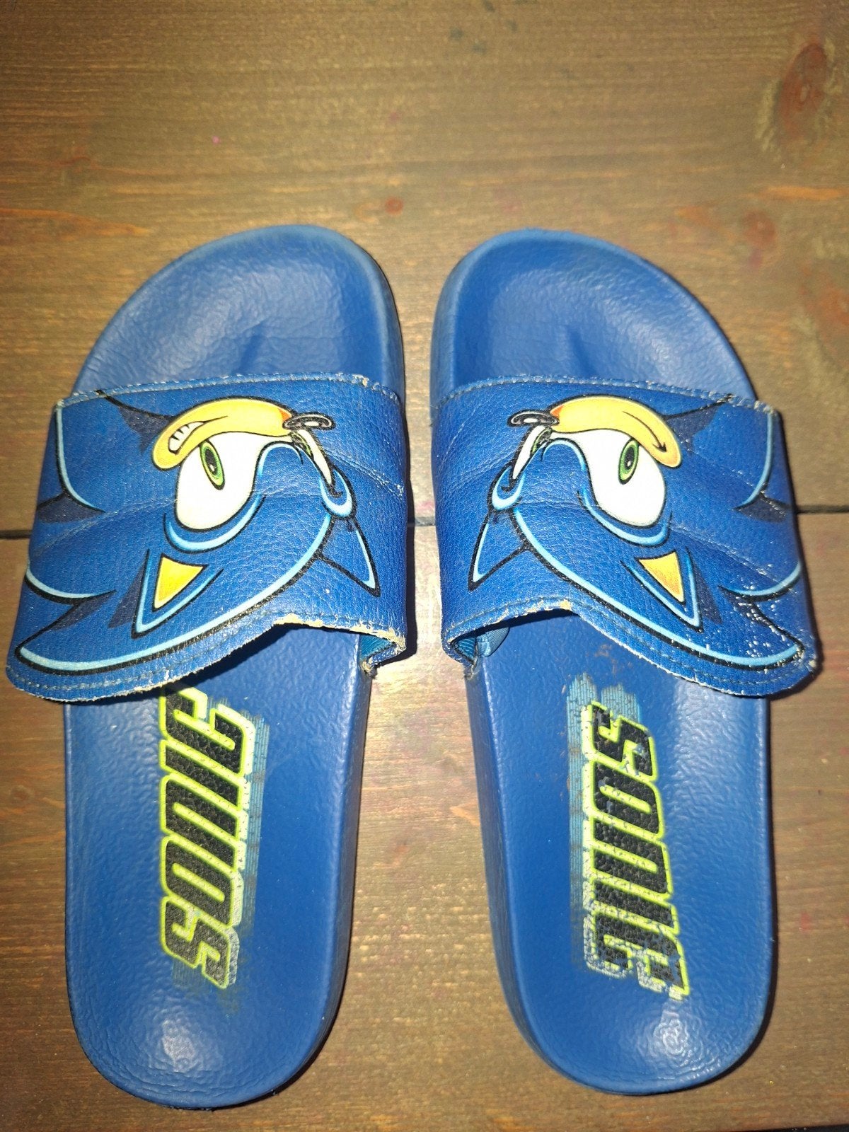 sonic slippers, Jongen of Meisje, Ophalen of Verzenden, Zo goed als nieuw, Overige typen
