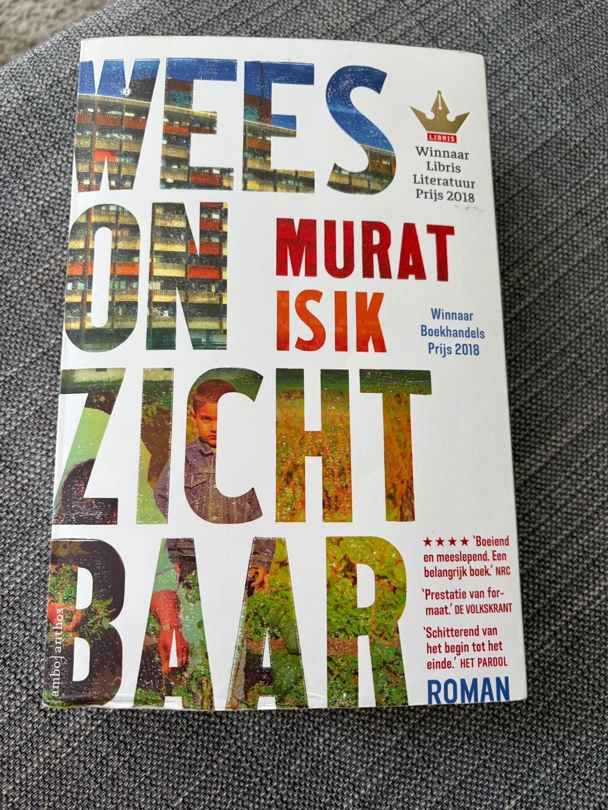 Murat Isik - Wees onzichtbaar, Boeken, Ophalen of Verzenden, Zo goed als nieuw, Murat Isik