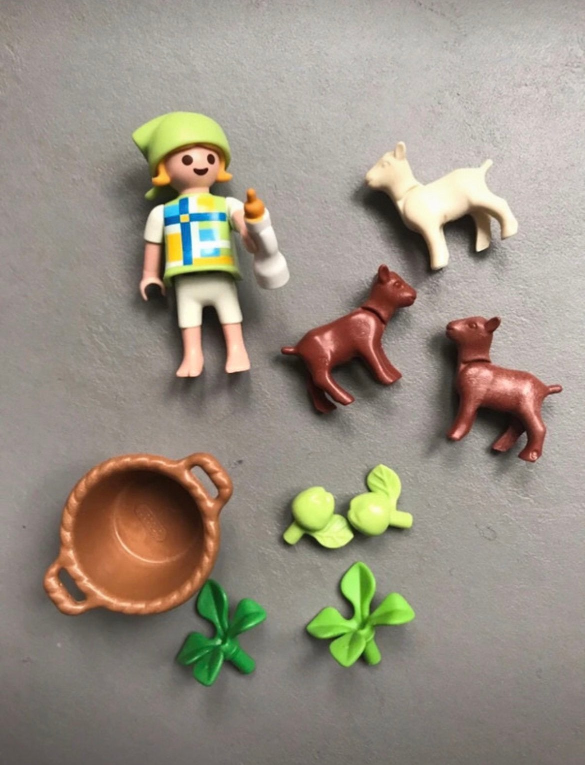 Playmobil meisje met 3 (1 extra) geitjes, set 4674, Complete set, Ophalen of Verzenden, Zo goed als nieuw, Figuren