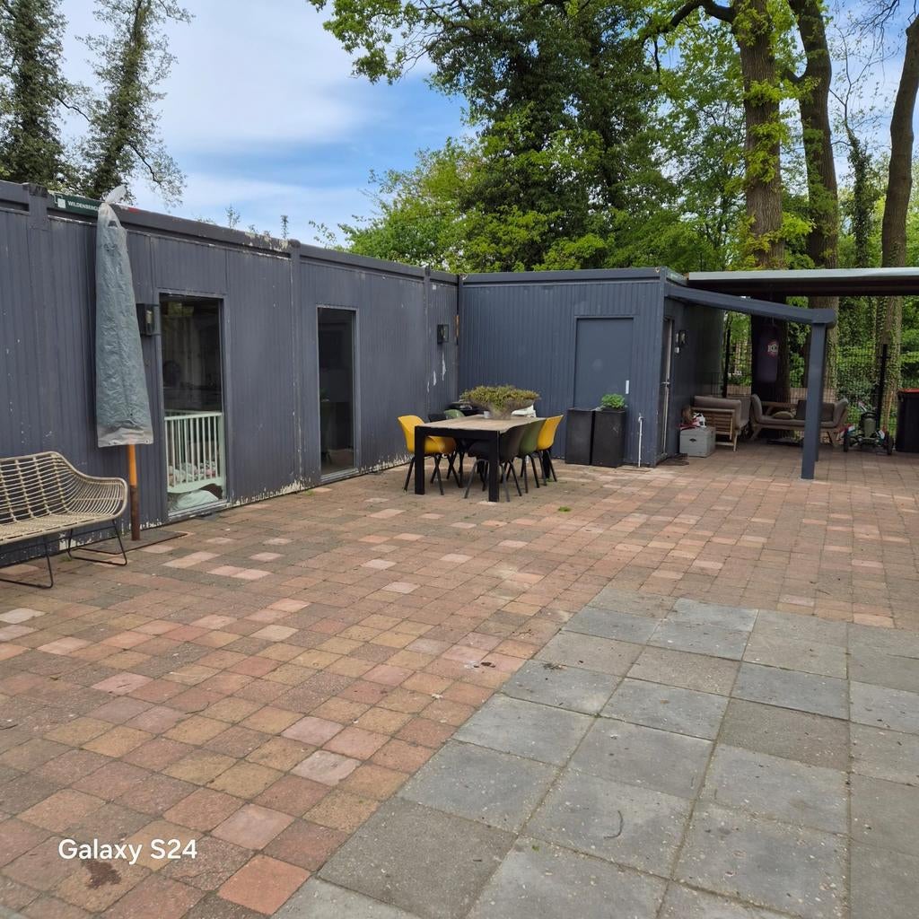 Te koop grote woonunit, Ophalen