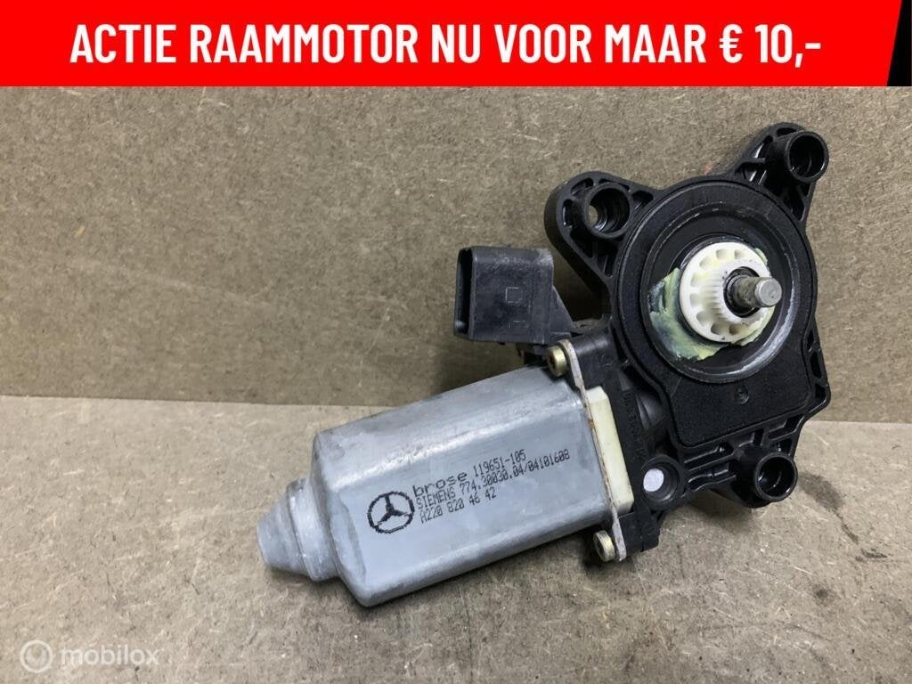 Raammotor linksvoor Mercedes C-klasse Sportcoupé ('01-'08), Gebruikt, Mercedes-Benz, Ophalen of Verzenden, Mercedes-Benz