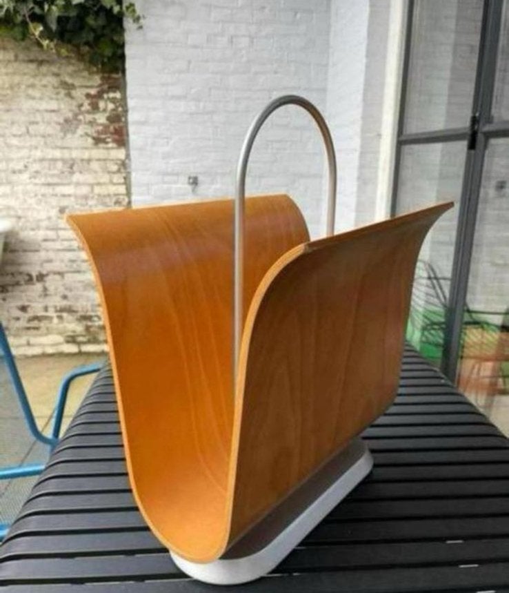 Ligne Roset Krantenbak Tijdschriftenhouder jaren 70 Plywood, Ophalen of Verzenden, Zo goed als nieuw, X, X