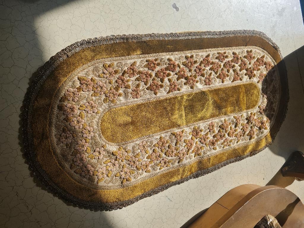 Vintage ovaal kleedje, loper met goud brokaat, Ophalen of Verzenden