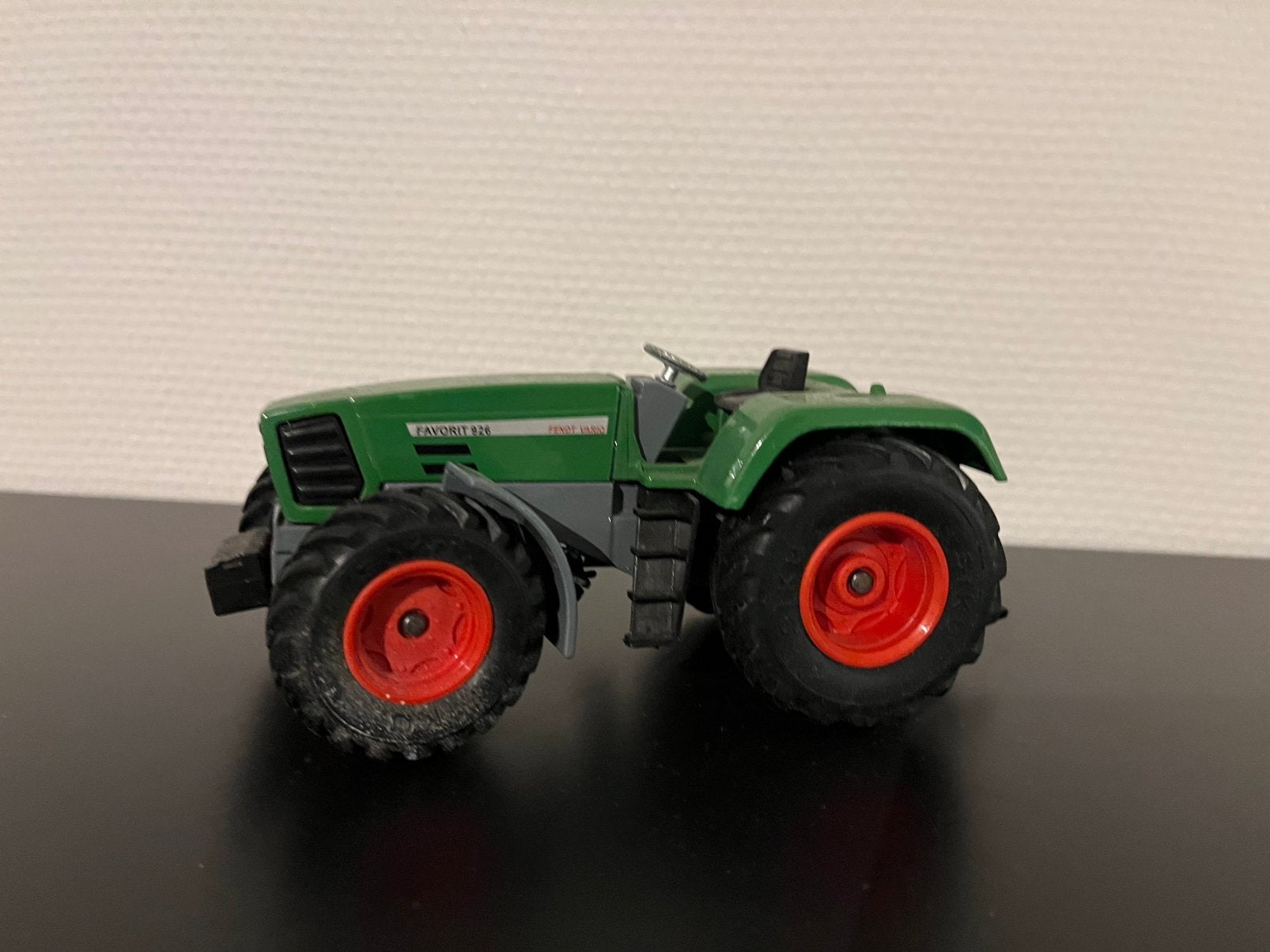 Fendt favorit 926 vario siku 1:32., Ophalen of Verzenden, Gebruikt, Tractor of Landbouw, SIKU