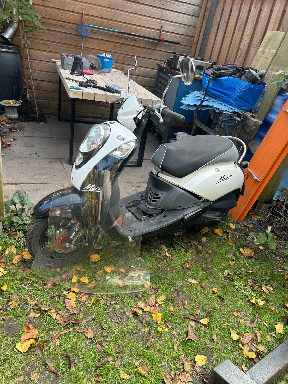 Sym Mio Scooter - Opknapper/Onderdelen, Ophalen of Verzenden, Gebruikt, Overige typen, SYM