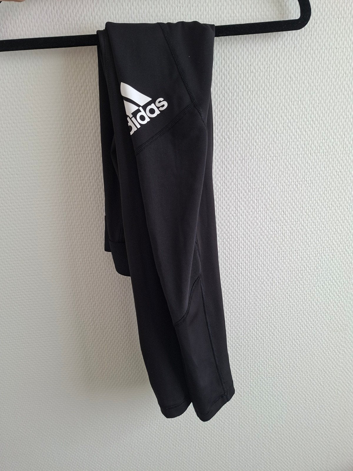 Adidas Techfit Legging Zwart XS - Zo goed als nieuw, Kleding | Dames, Adidas, Zwart, Ophalen of Verzenden, Maat 34 (XS) of kleiner