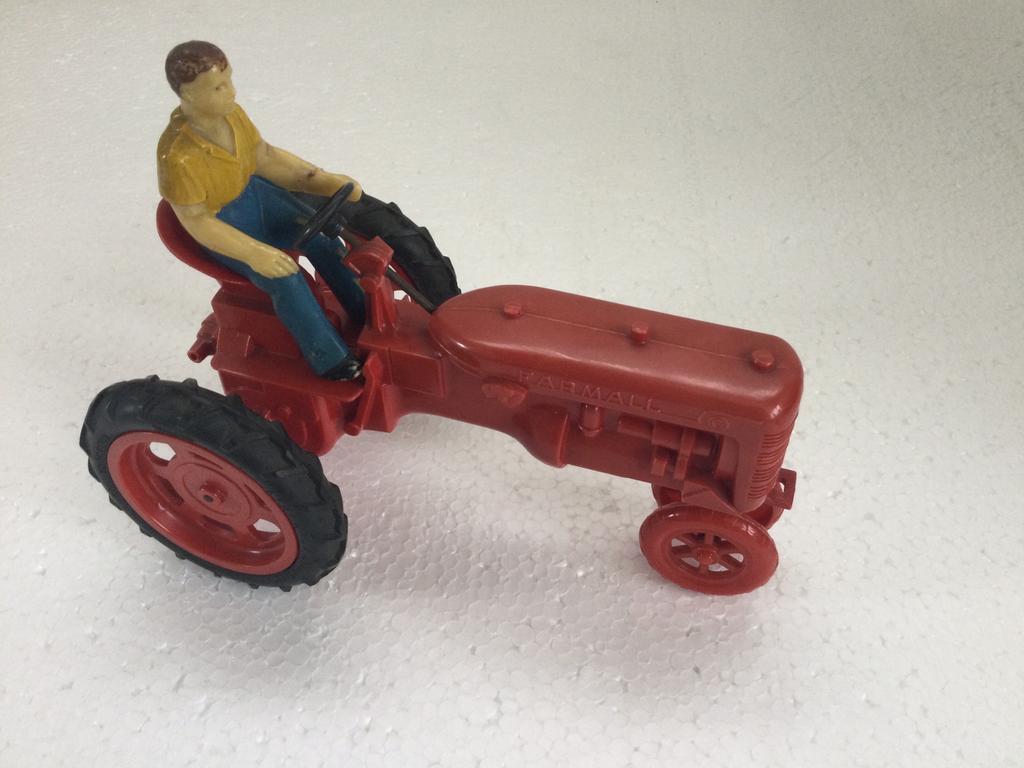 International Farmall c Mc cormick tractor model., Ophalen of Verzenden, Gebruikt, Auto