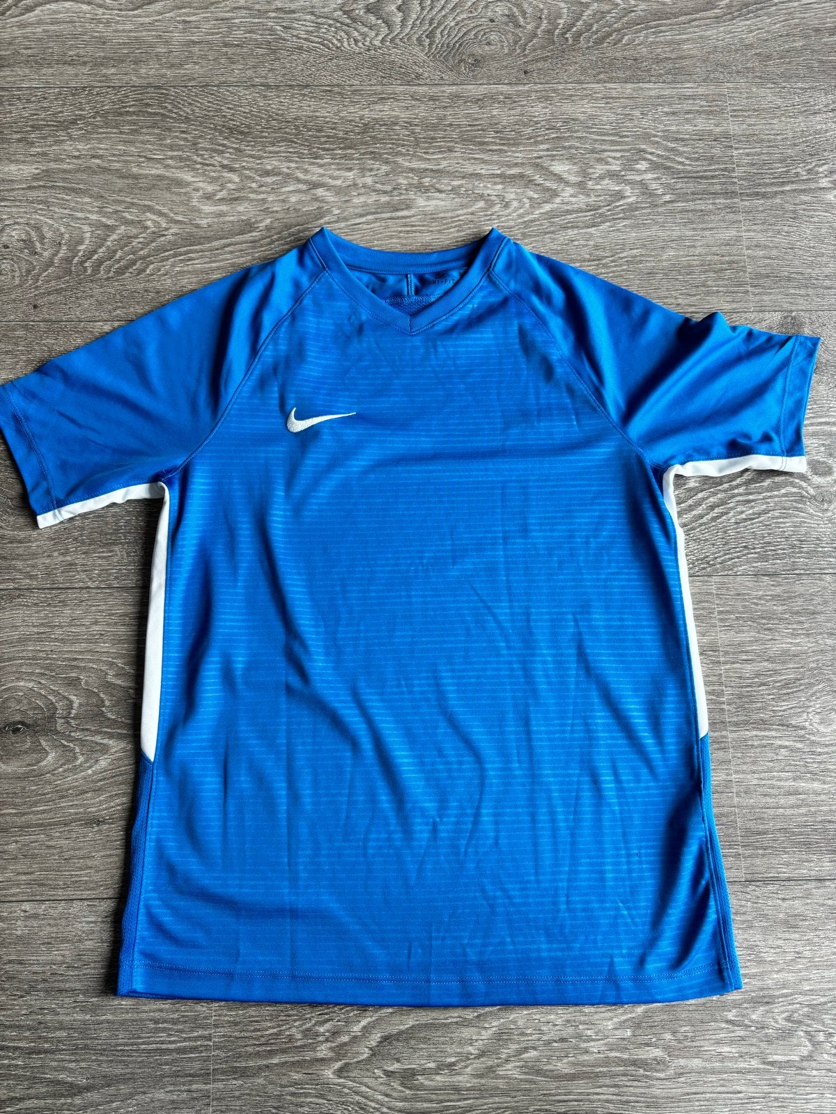 Nike Dri-FIT Voetbalshirt Blauw Maat XL (maat 158-170), Verzenden, Zo goed als nieuw, Jongen of Meisje, Sport- of Zwemkleding