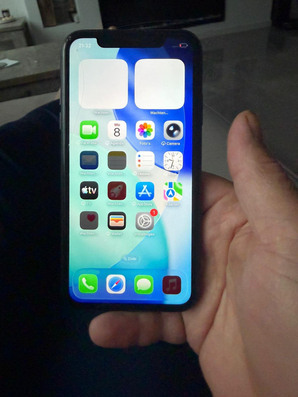 Nette Iphone 12-64 GB in Nieuwstaat met oplader, Ophalen of Verzenden, Zo goed als nieuw, IPhone 11