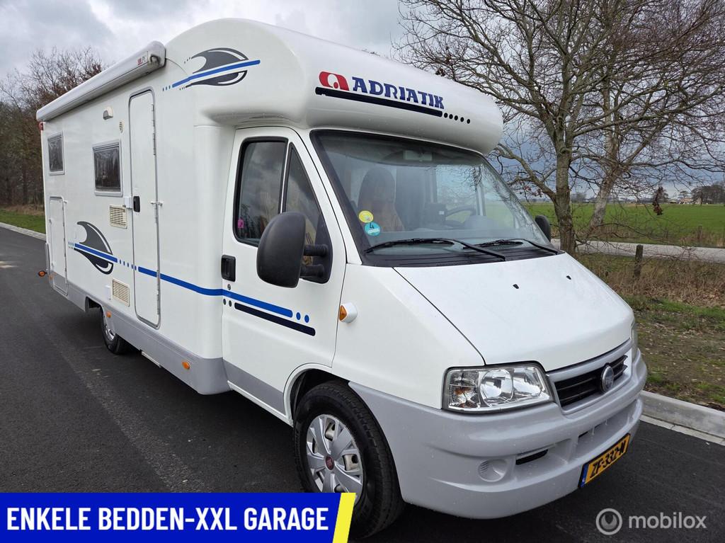 Adria mobil 660SL enkele bedden 2007 ☆Camera-128pk-Euro4, Caravans en Kamperen, Campers, 6 tot 7 meter, Bedrijf, Adria, Half-integraal